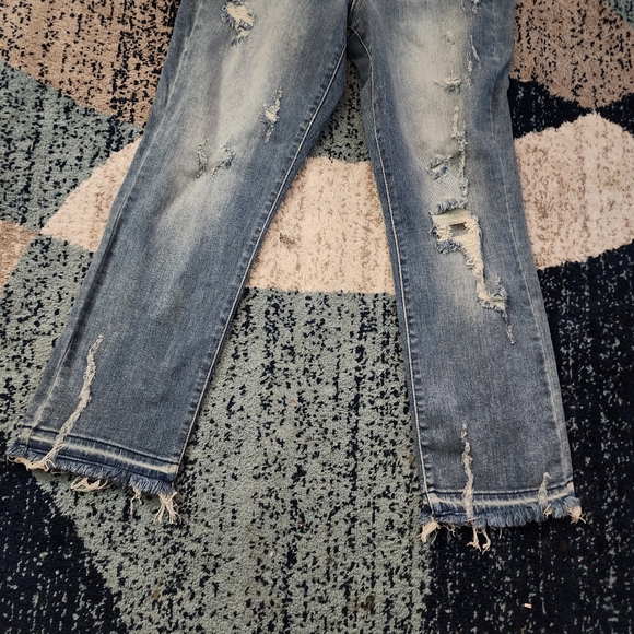 Judy Blue Women's Adrian Size 7/28 High Waisted Straight Leg Jeans Distressed - Picture 3 of 8